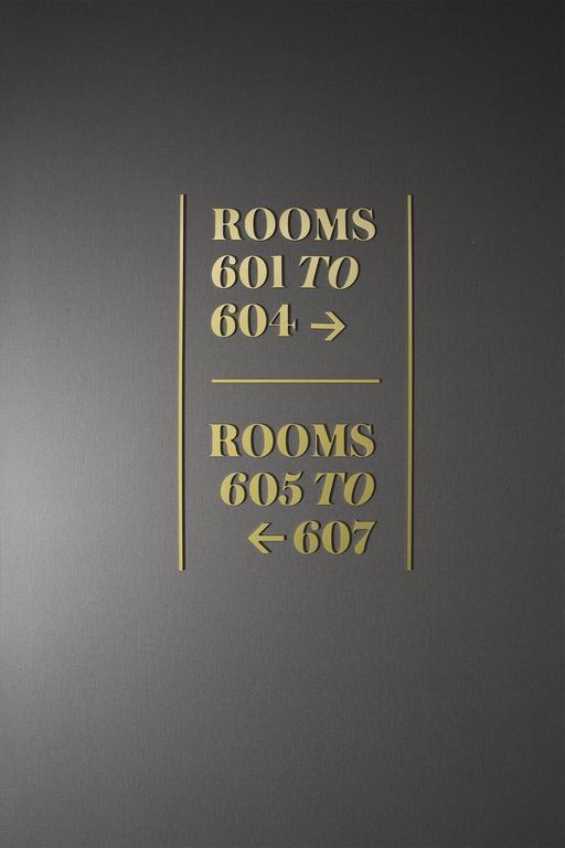 Yurbban Trafalgar Hotel Барселона Экстерьер фото
