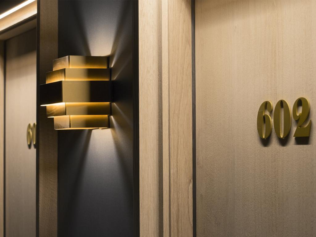 Yurbban Trafalgar Hotel Барселона Экстерьер фото